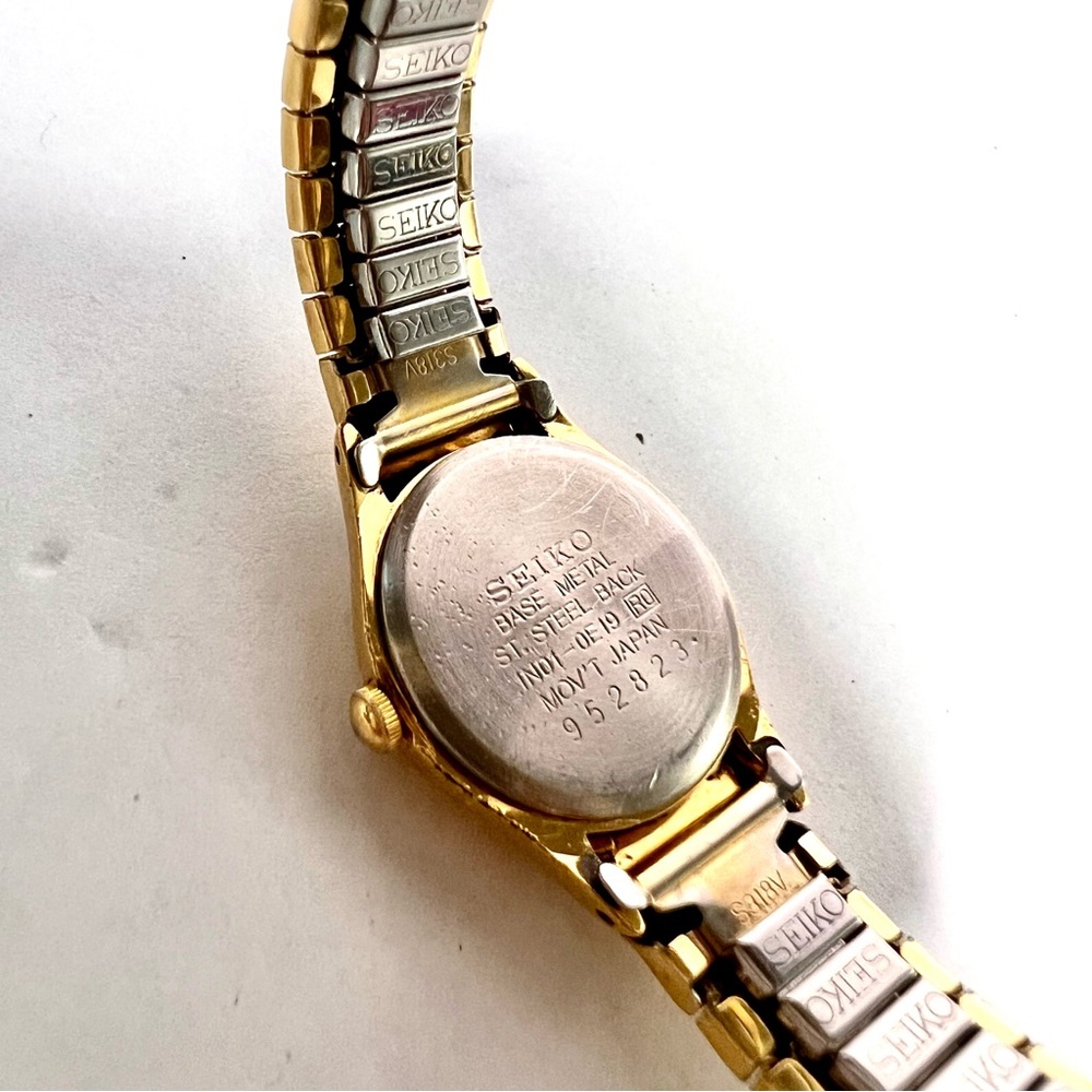 SEIKO Quartz 20mm Gold Tone Steel Watch Stretchy Bracelet - Picture 4 of 5